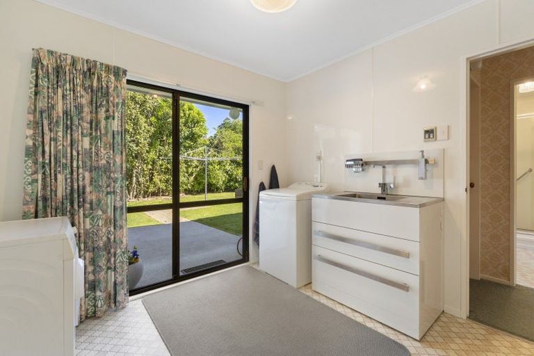 Photo of property in 4 Awanui Drive, Waikanae, 5036