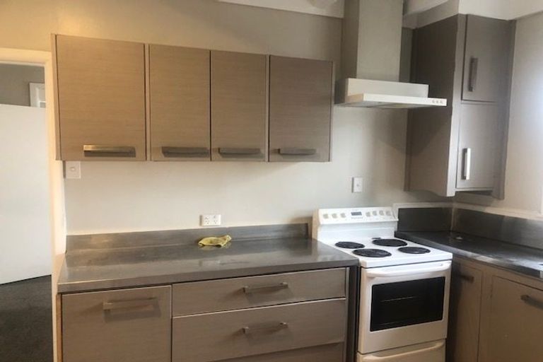 Photo of property in 3166 Great North Road, New Lynn, Auckland, 0600