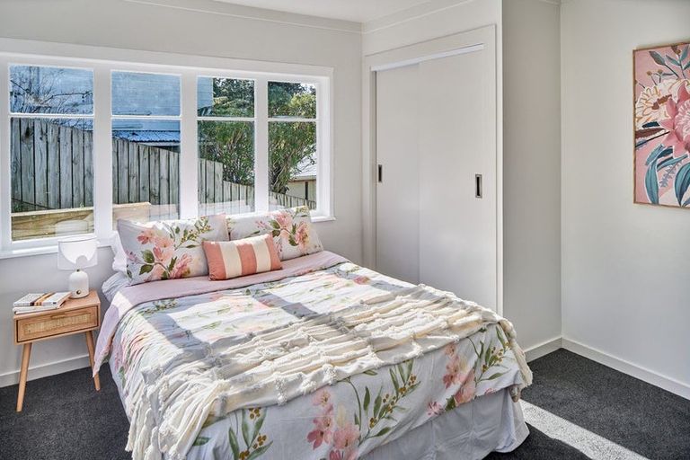 Photo of property in 143 Sievers Grove, Cannons Creek, Porirua, 5024