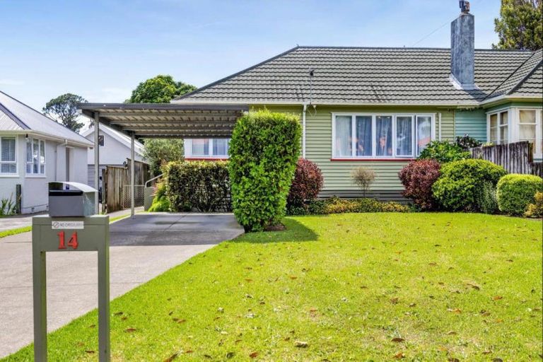 Photo of property in 14 Plympton Street, Brooklands, New Plymouth, 4310