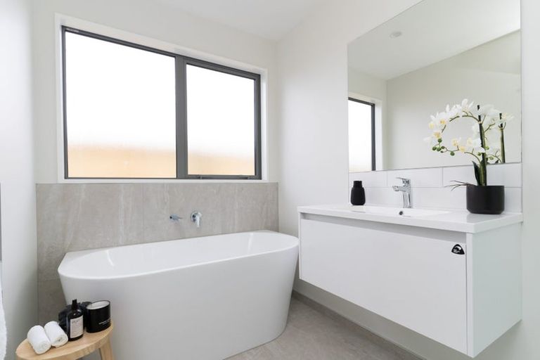 Photo of property in 4 Don Peebles Way, Belfast, 8051