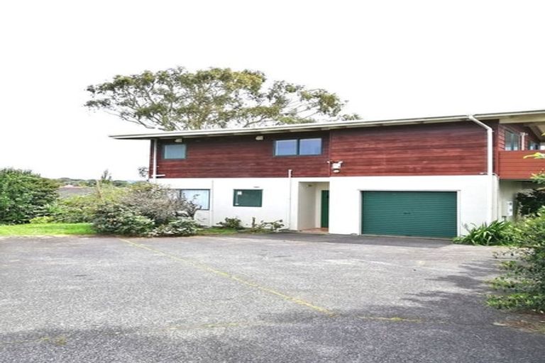 Photo of property in 18 Gilliam Street, New Lynn, Auckland, 0600