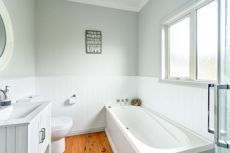 Photo of property in 241 Queen Victoria Street, Motueka, 7120
