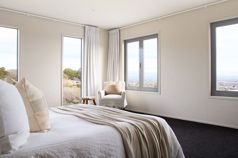 Photo of property in 151 Durham Drive, Havelock North, 4130