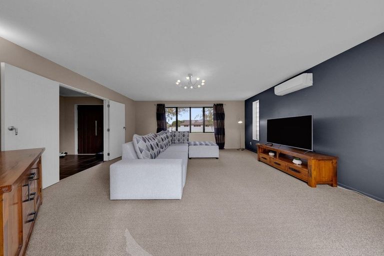 Photo of property in 48 Wiltshire Drive, Huntington, Hamilton, 3210