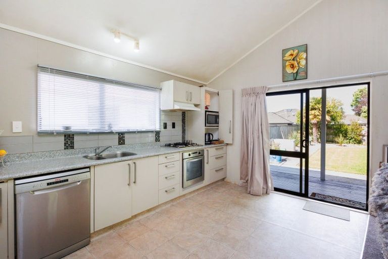 Photo of property in 54 Roy Street, Palmerston North, 4410