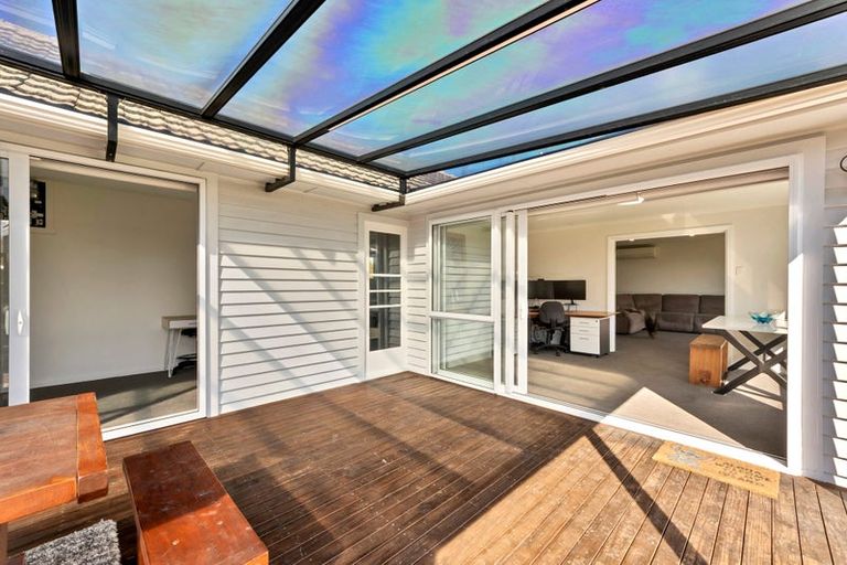 Photo of property in 7 Oakhampton Street, Hornby, Christchurch, 8042