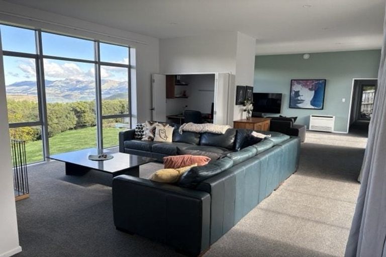 Photo of property in 6 Hyllton Heights, Lyttelton, 8082