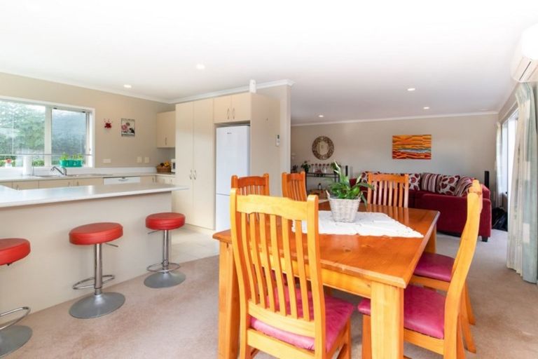 Photo of property in 3/14 Milton Road, Orewa, 0931