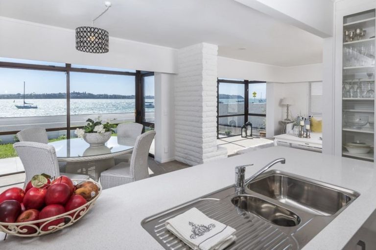 Photo of property in 52a The Parade, Bucklands Beach, Auckland, 2012