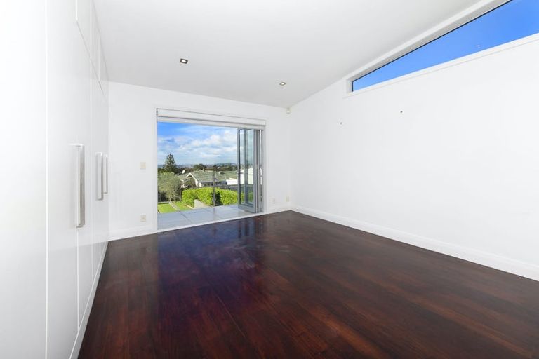 Photo of property in 151 Birkenhead Avenue, Birkenhead, Auckland, 0626