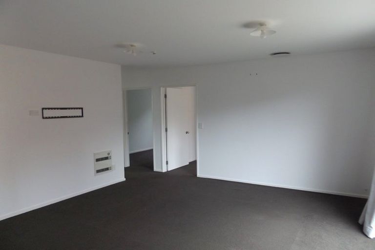 Photo of property in 17b Picton Avenue, Riccarton, Christchurch, 8011