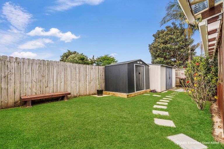 Photo of property in 17 Cook Drive, Whitianga, 3510