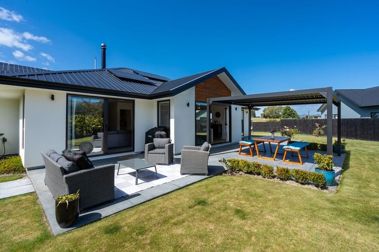 Photo of property in 92 Holyhead Street, Outram, 9019