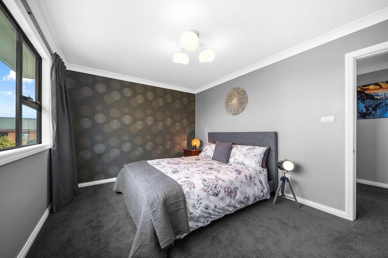 Photo of property in 15-17 Malcolm Street, Martinborough, 5711