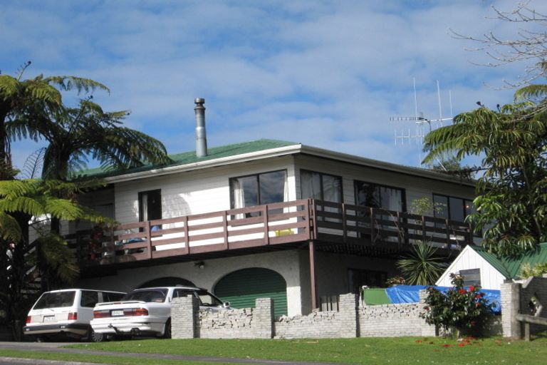 Photo of property in 88 James Cook Drive, Welcome Bay, Tauranga, 3112