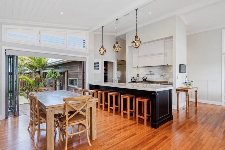 Photo of property in 97 Karewa Parade, Papamoa Beach, Papamoa, 3118