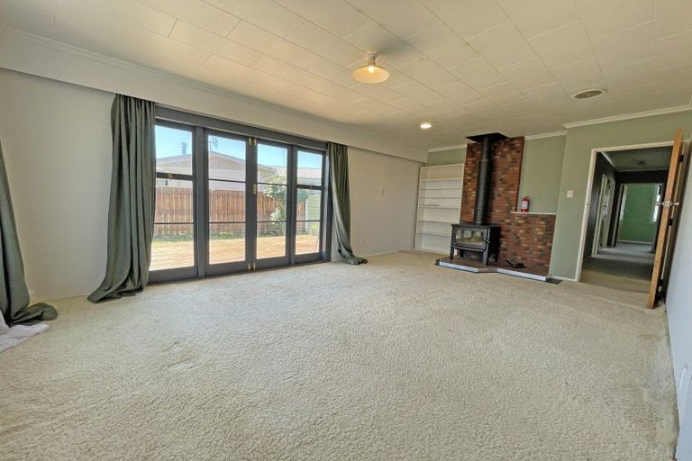 Photo of property in 50 Kimberley Grove, Westbrook, Palmerston North, 4412