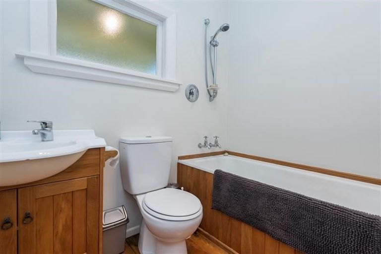 Photo of property in 27 Oxford Street, Richmond, 7020