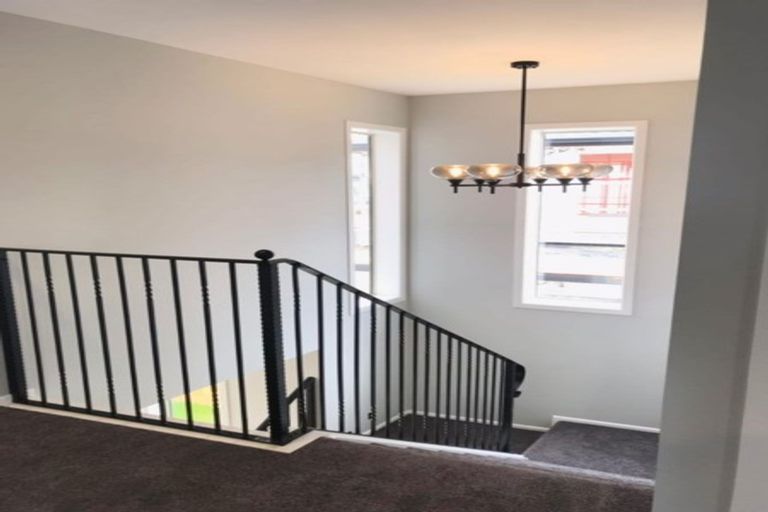 Photo of property in 12 Kota Lane, Hobsonville, Auckland, 0616