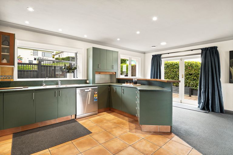 Photo of property in 21 Renfrew Street, Balaclava, Dunedin, 9011