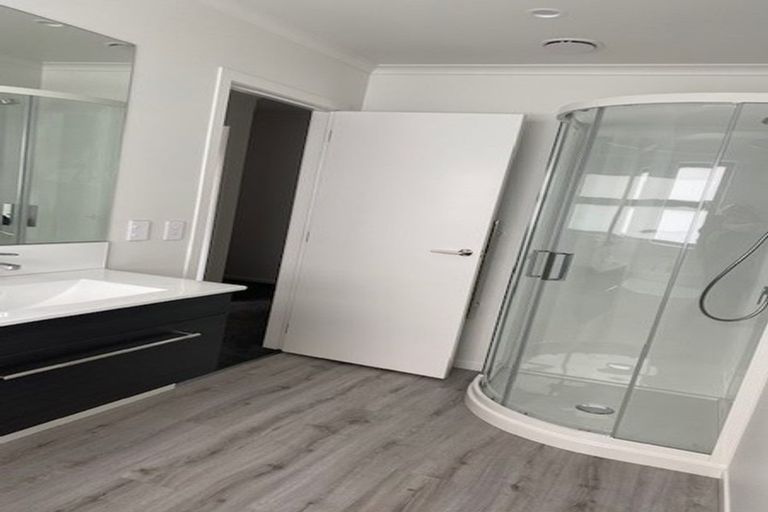 Photo of property in 41 Matenga Street, Waikanae, 5036