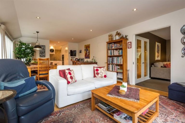 Photo of property in 20 Makora Street, Fendalton, Christchurch, 8041