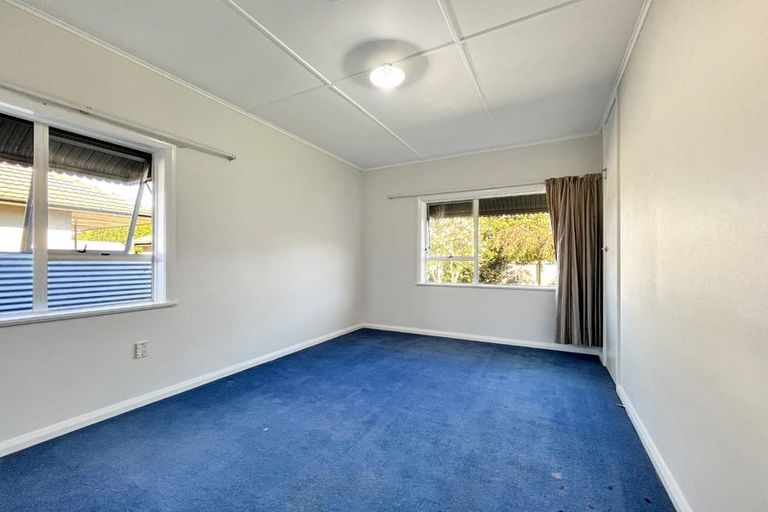 Photo of property in 17 Harpham Street, Taradale, Napier, 4112