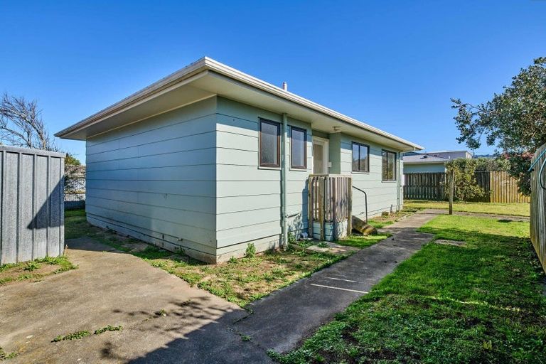 Photo of property in 126b Waiwhetu Road, Waterloo, Lower Hutt, 5011