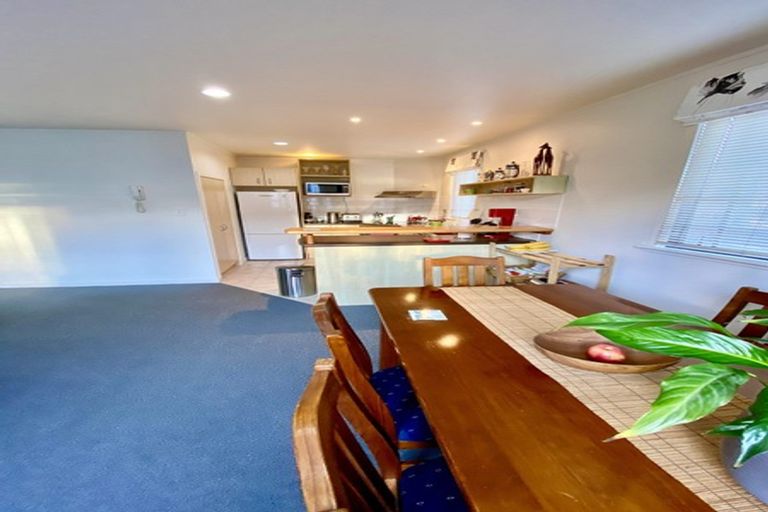 Photo of property in Mendoza Terraces, 9 Ebor Street, Te Aro, Wellington, 6011