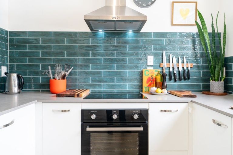 Photo of property in 42 Weka Street, Miramar, Wellington, 6022