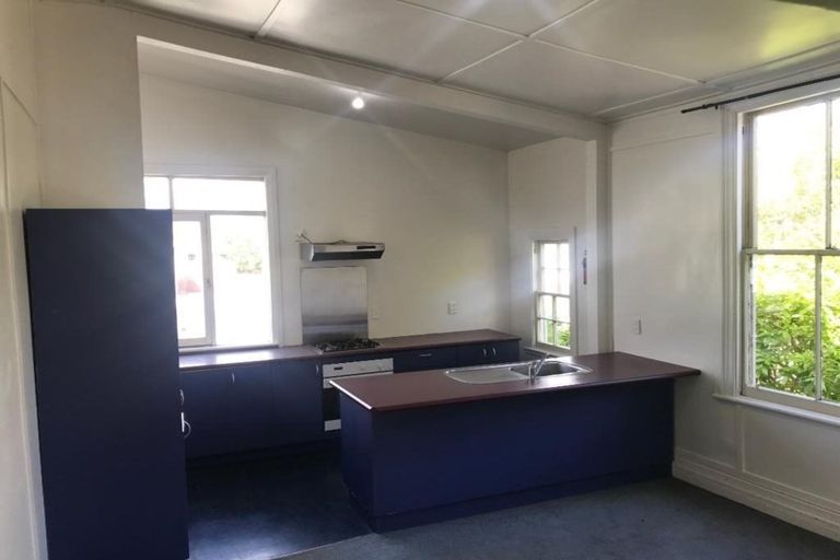 Photo of property in 35 Hankey Street, Mount Cook, Wellington, 6011