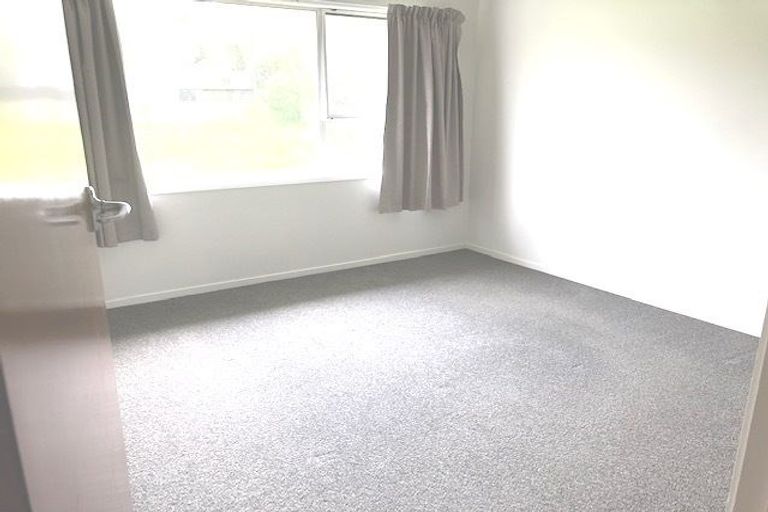 Photo of property in 10/79 Glendale Road, Glen Eden, Auckland, 0602