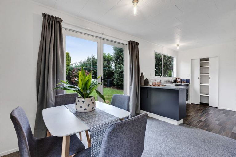 Photo of property in 18 Culzean Grove, Bell Block, New Plymouth, 4312