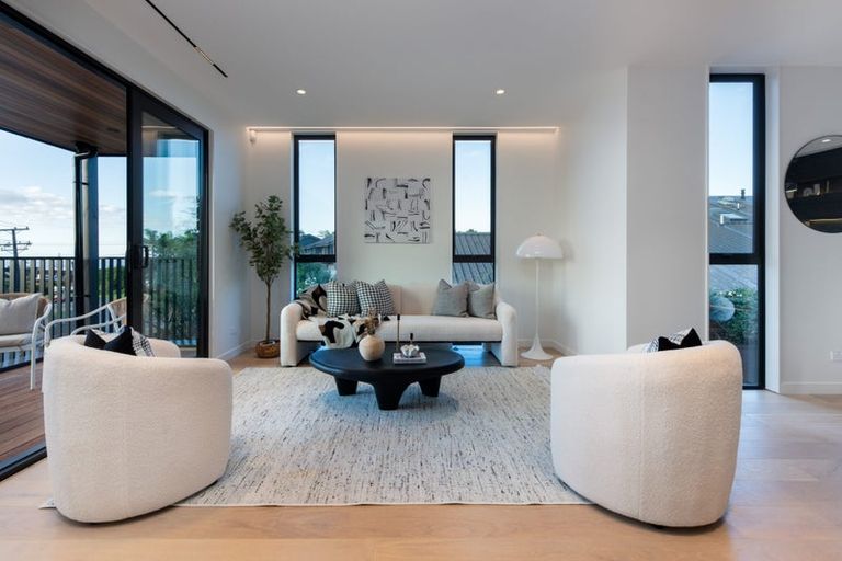 Photo of property in 12a Kowhai Road, Campbells Bay, Auckland, 0630