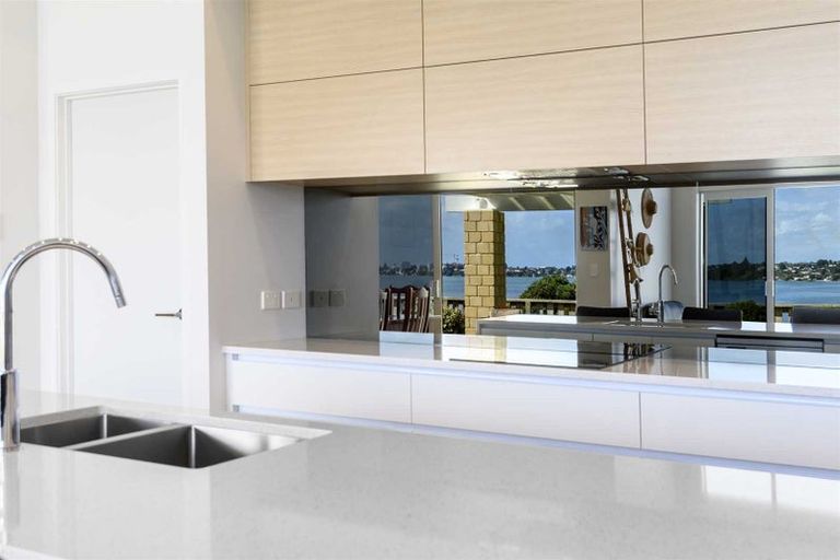 Photo of property in 2 Deepwater Views Way, Maungatapu, Tauranga, 3112