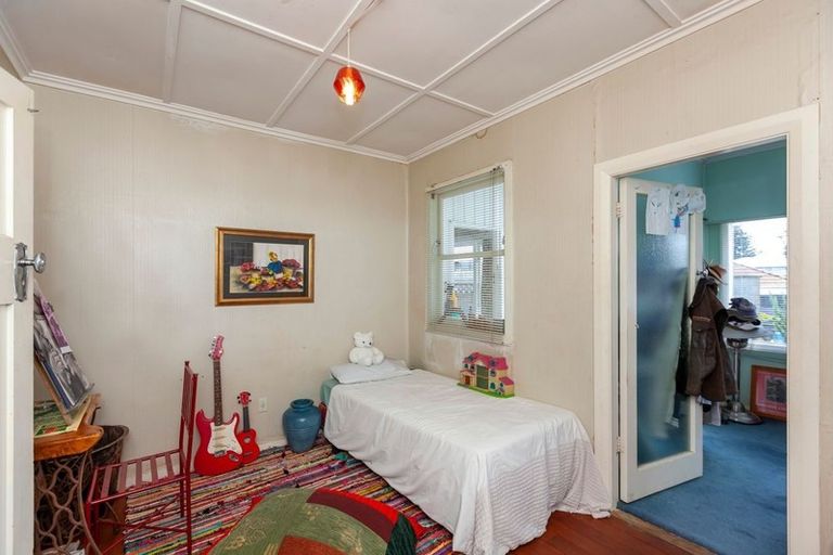 Photo of property in 2 Manly Street, Paraparaumu Beach, Paraparaumu, 5032