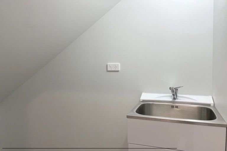 Photo of property in 1/5 Arawa Street, Frankton, Hamilton, 3204