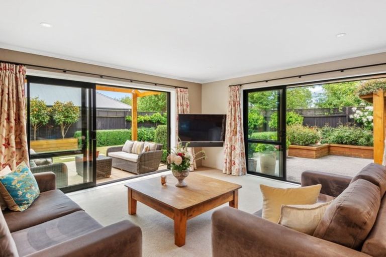 Photo of property in 7 Robinia Mews, Rangiora, 7400