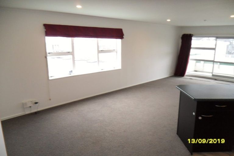 Photo of property in 8 Girton Terrace, Mount Cook, Wellington, 6021