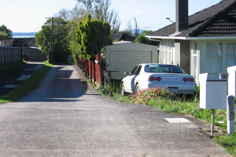 Photo of property in 8 Ayrton Street, Te Atatu South, Auckland, 0610