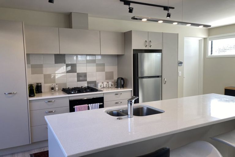 Photo of property in 9 Bartlett Street, Riccarton, Christchurch, 8011