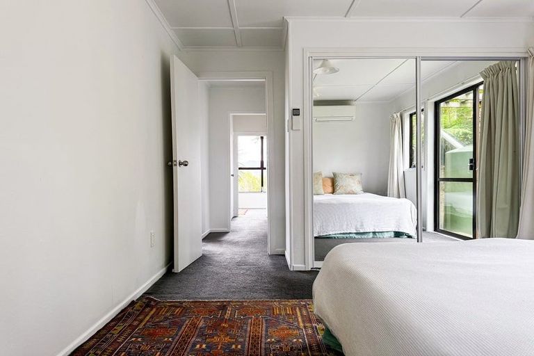 Photo of property in 71 Howard Road, Orere Point, Papakura, 2585