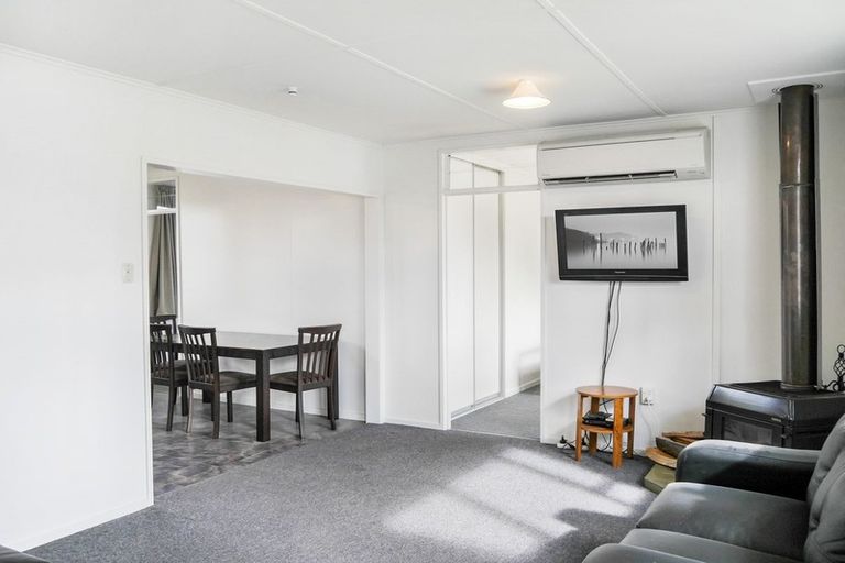 Photo of property in 12 Sealy Street, Twizel, 7901