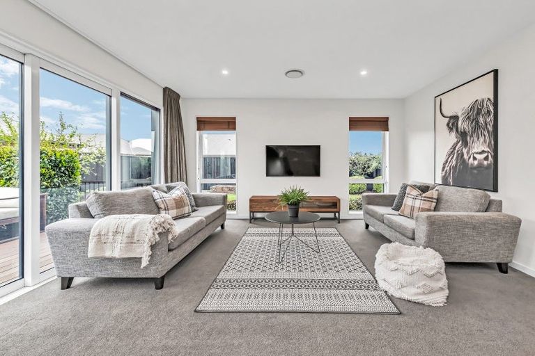 Photo of property in 9 Falcon Road, Rolleston, 7615