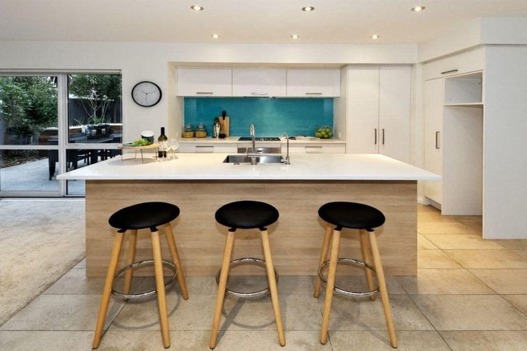 Photo of property in 688a Te Atatu Road, Te Atatu Peninsula, Auckland, 0610