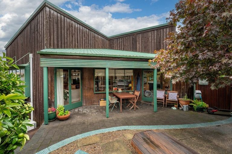 Photo of property in 134 Lake Crescent, Hamilton Lake, Hamilton, 3204