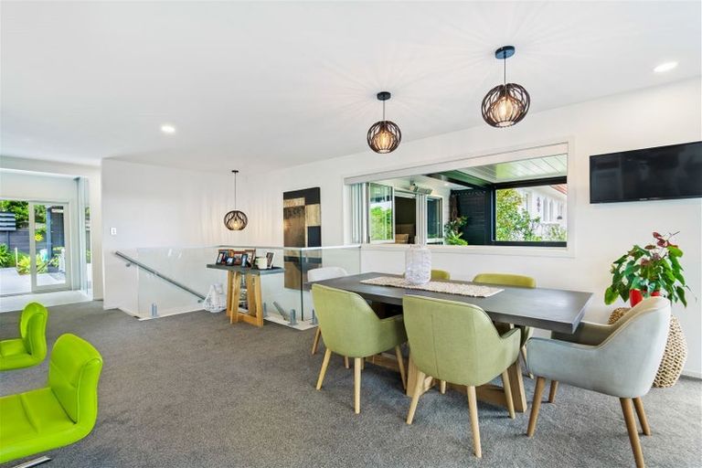 Photo of property in 22 Tercel Place, Sunnyhills, Auckland, 2010