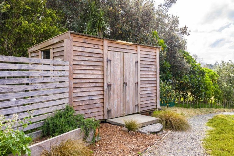 Photo of property in 25 Devich Road, Mangawhai, Wellsford, 0975