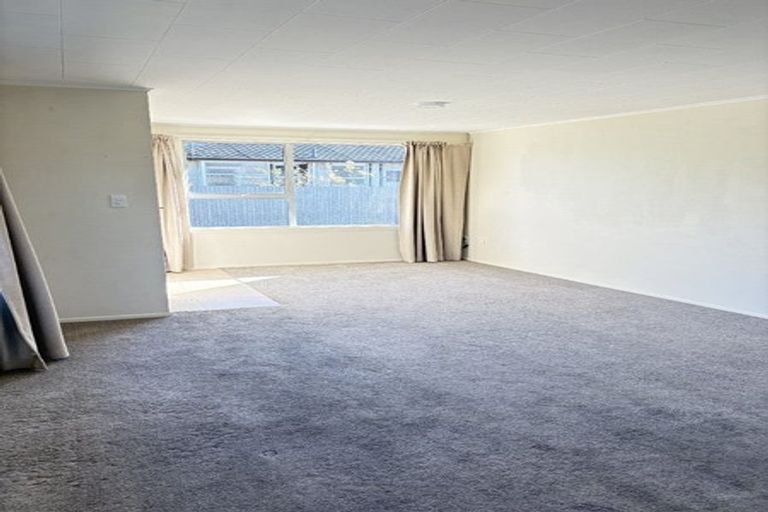 Photo of property in 1/606 Heretaunga Street East, Parkvale, Hastings, 4122